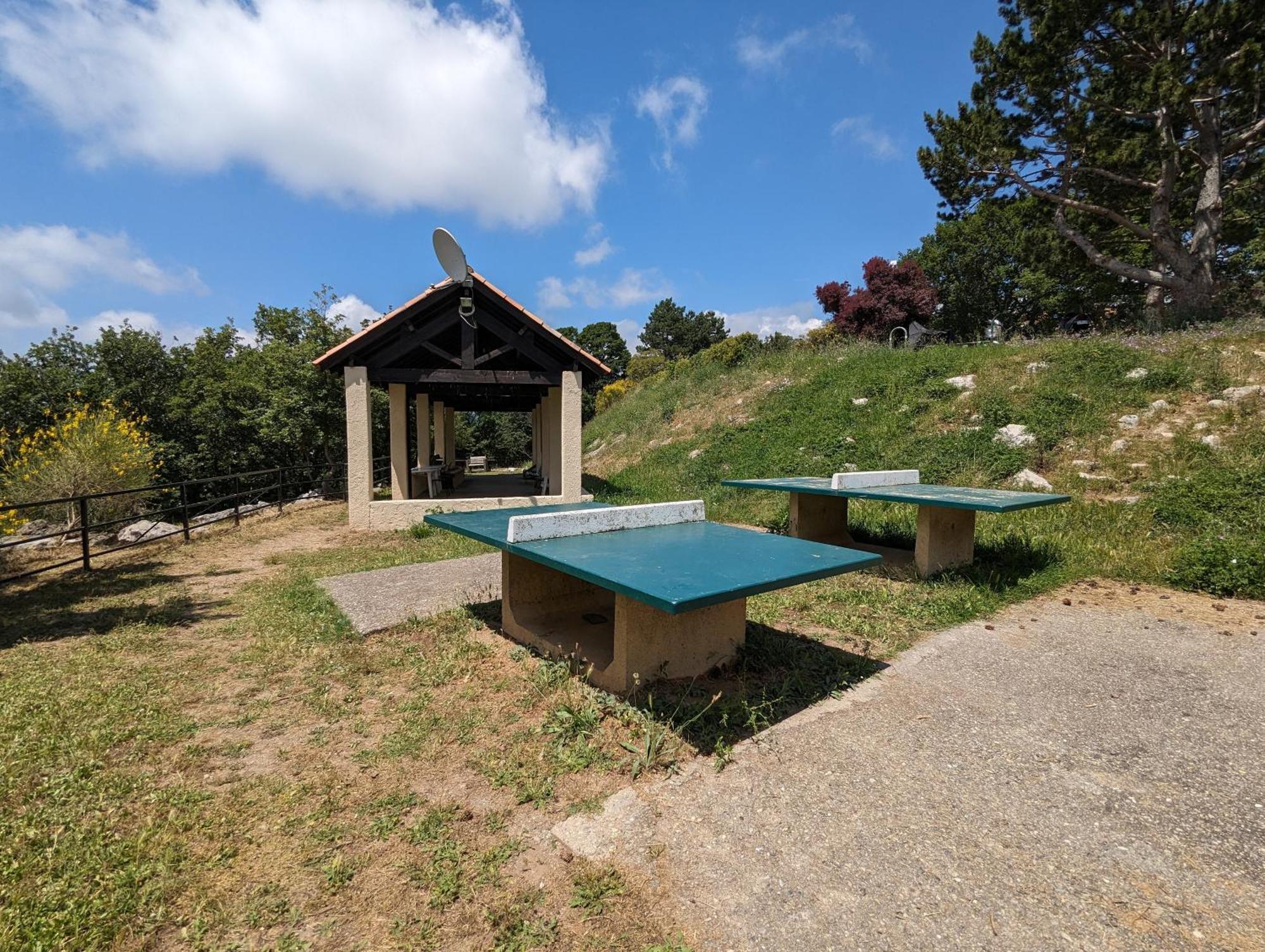 Evasion Au Calme - Maison Cosy Avec Piscine Et Tennis Saint-Vallier-de-Thiey Buitenkant foto